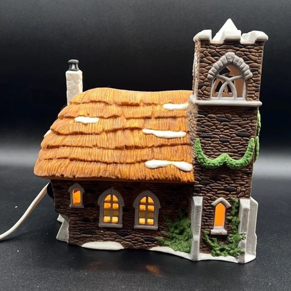 Vintage Department 56 Dickens Village Ivy Glen Church - Picture 2 of 9
